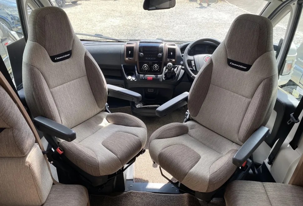 Swift  Escape 685 Coastline 2020