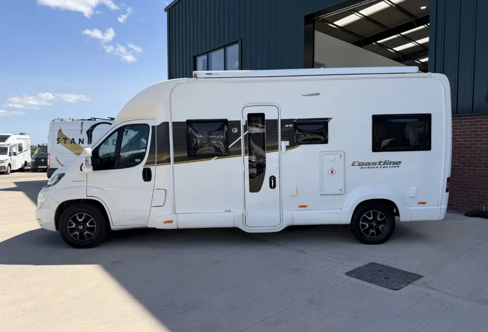 Swift  Escape 685 Coastline 2020