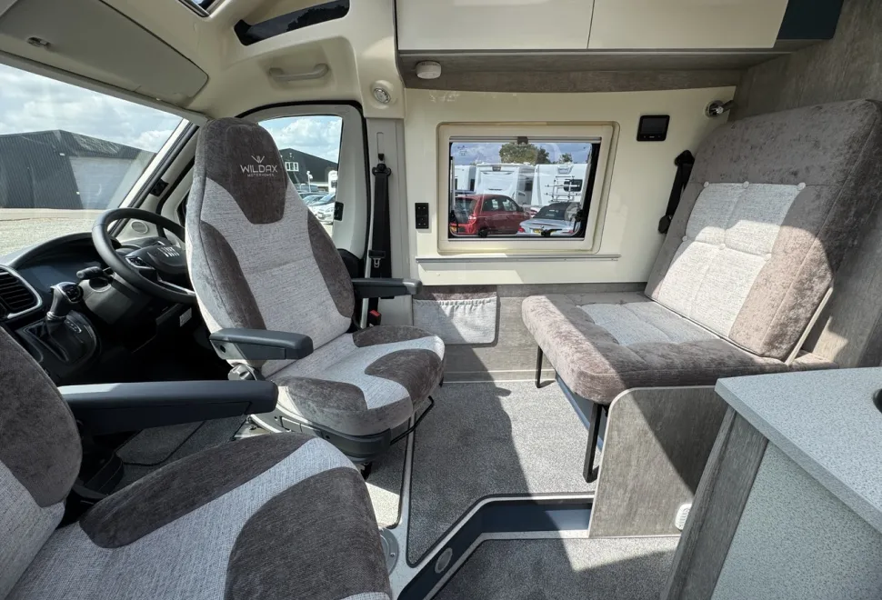 WildAx  Aurora Leisure XL, Auto (BN:25151) 