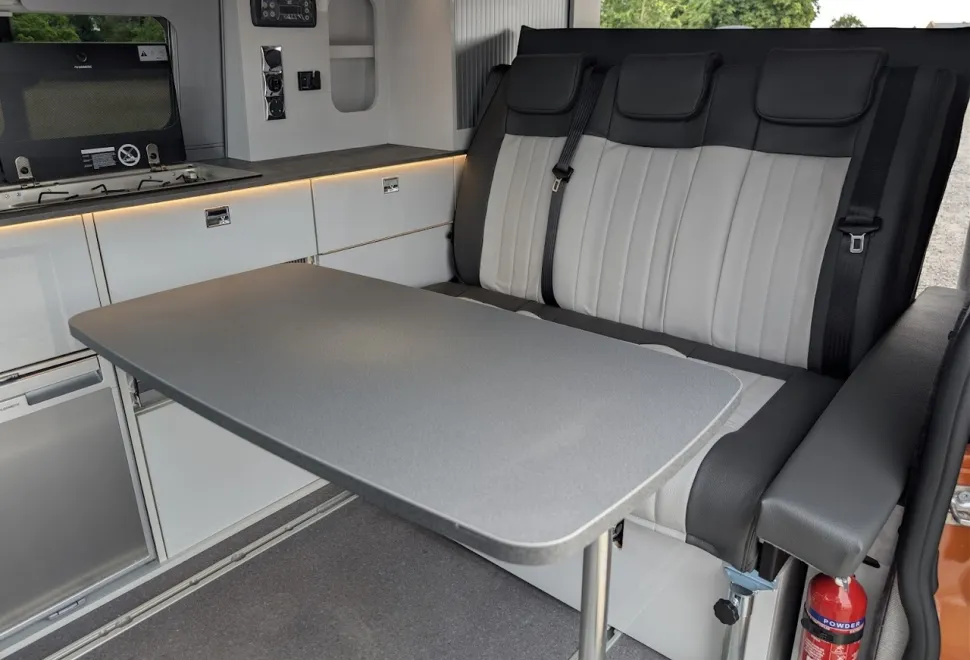 Auto-Sleepers  Custom Air Auto (T-00136) 