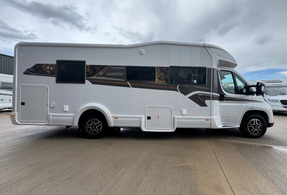 Coachman  Avventura 545 (BN TBA) 