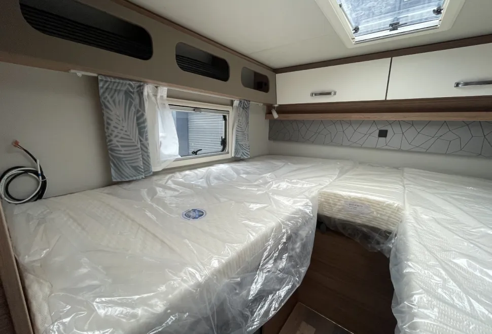 Weinsberg  CaraCore 700 MEG (BN: 4467) 