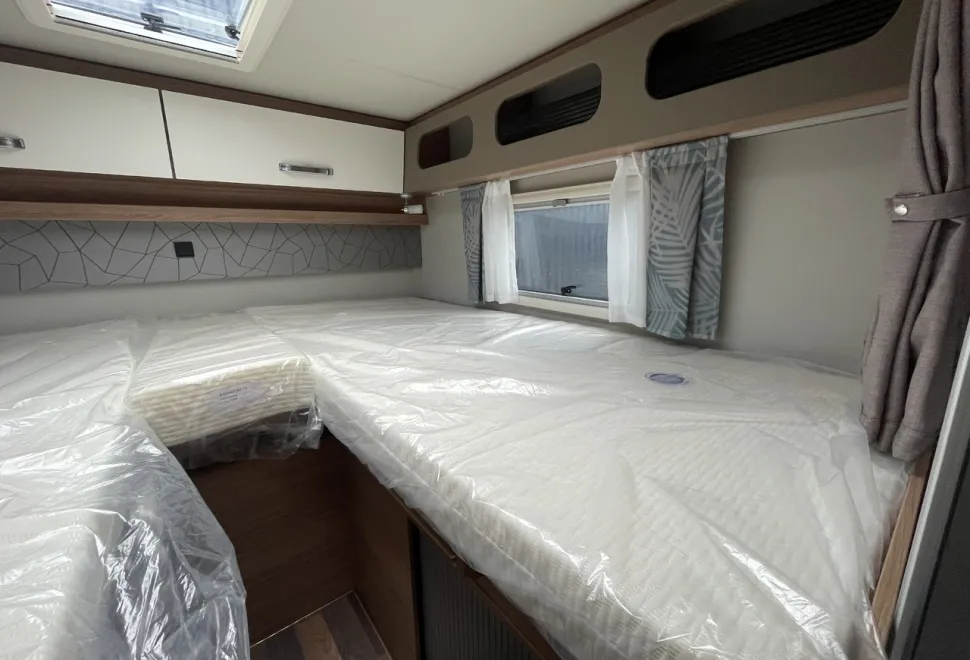 Weinsberg  CaraCore 700 MEG (BN: 4467) 