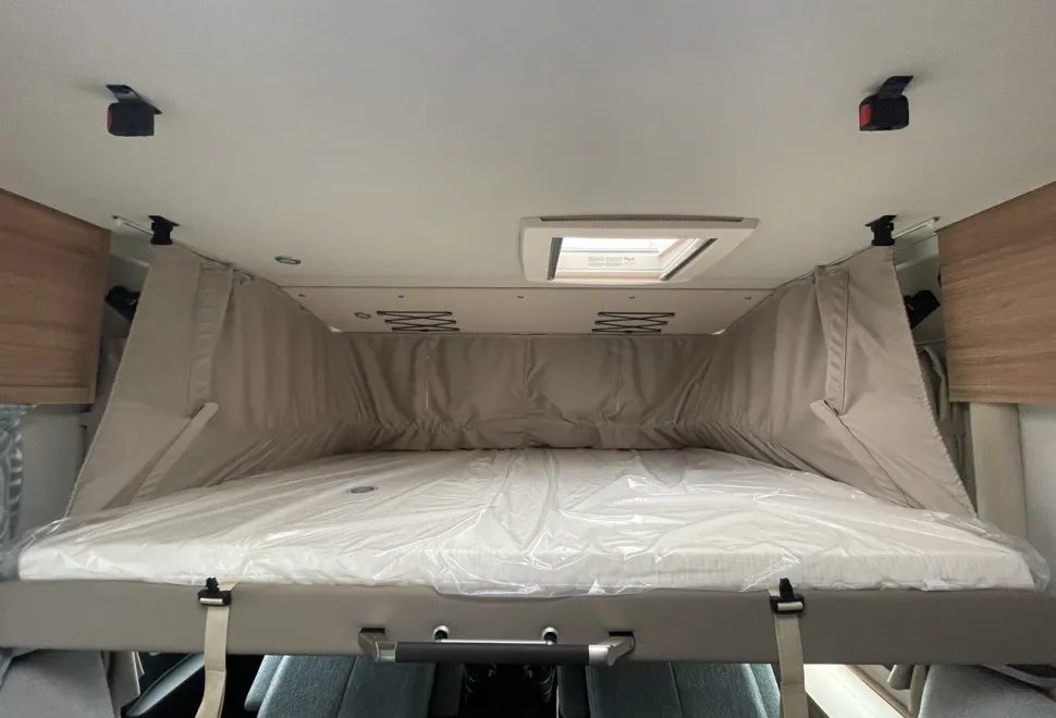Weinsberg  CaraCore 700 MEG (BN: 4467) 