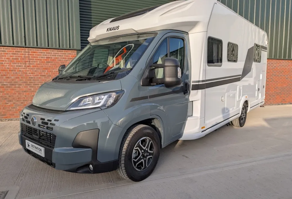 Knaus  Live Wave 700 DX Platinum Selection (4471) 