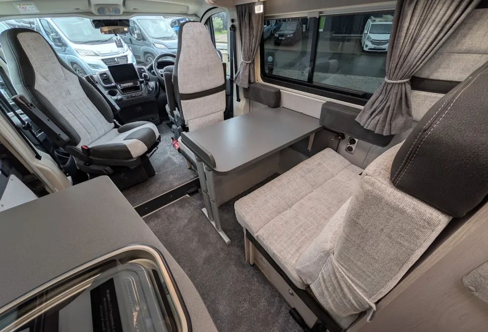 Auto-Sleepers  Fairford (P-09618) 