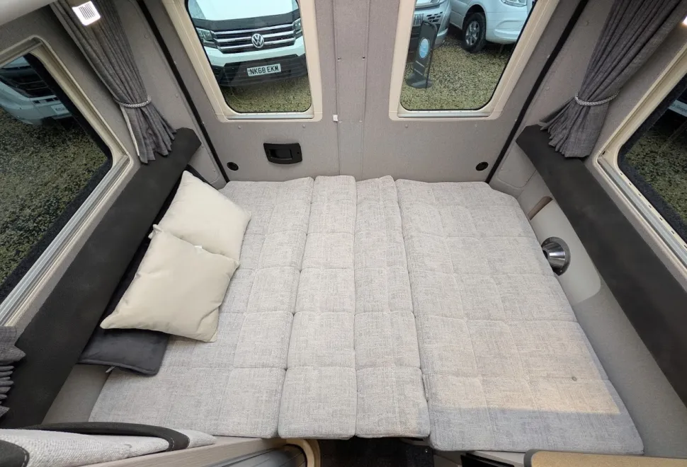 Auto-Sleepers  Fairford (P-09618) 