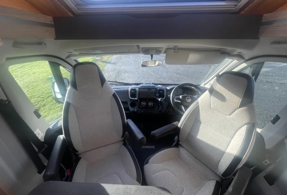 Knaus  Sky TI 700 Meg Platinum Selection 2022