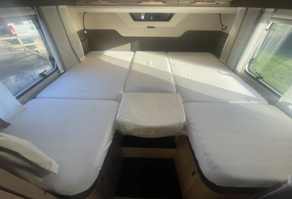 Knaus  Sky TI 700 Meg Platinum Selection 2022