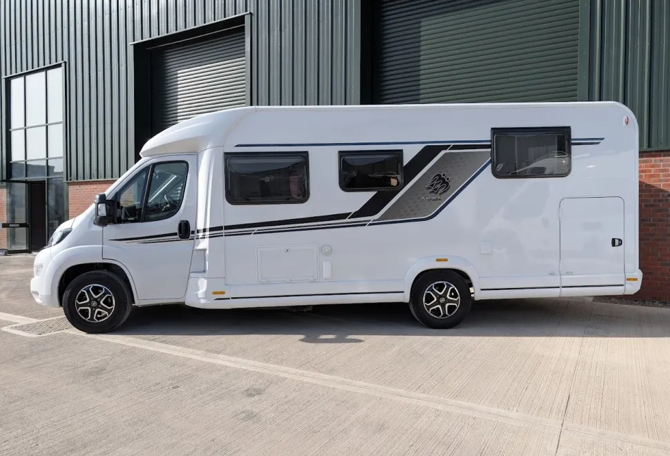 Knaus  Sky TI 700 Meg Platinum Selection 2022
