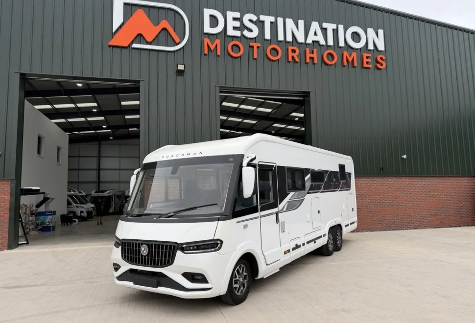 Coachman  Travel Master Imperial 845 (BN: 7726) 
