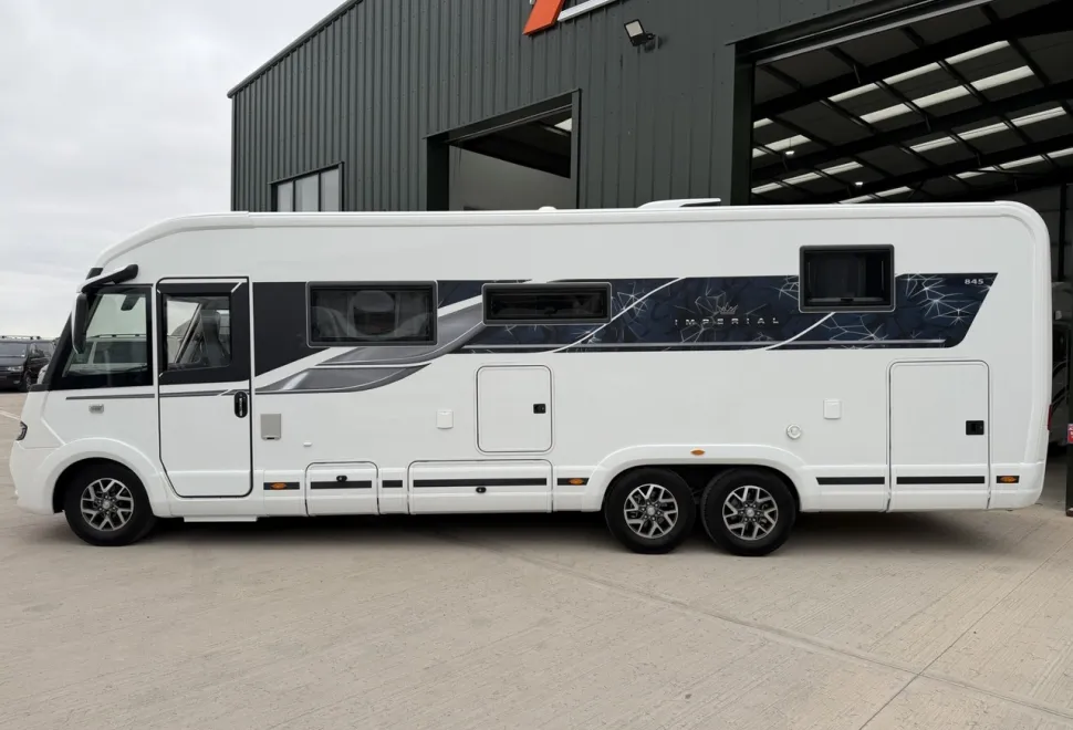 Coachman  Travel Master Imperial 845 (BN: 7726) 