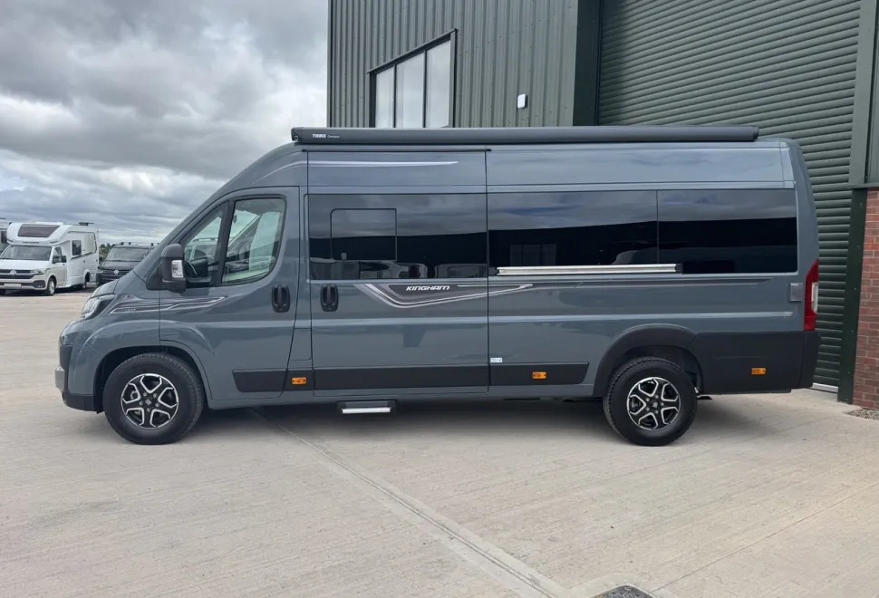 Auto-Sleepers  Kingham 180BHP Auto (P-09759) 