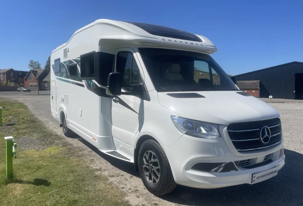 Coachman  Travel Master Sportivo 565 Auto (BN: 7817) 
