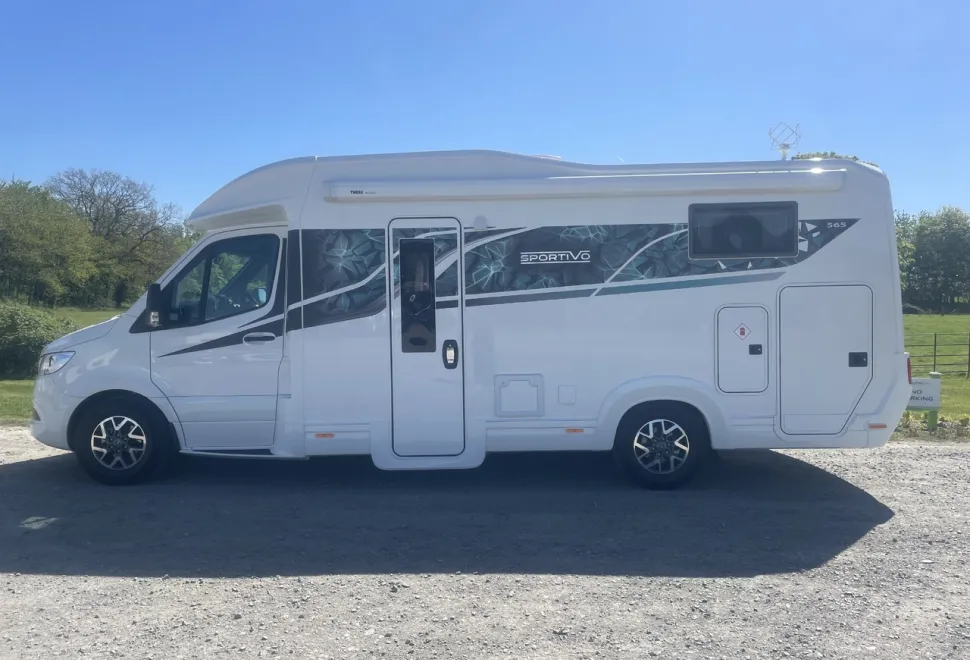 Coachman  Travel Master Sportivo 565 Auto (BN: 7817) 