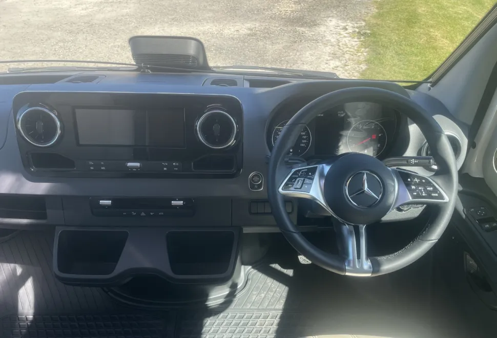 Coachman  Travel Master Sportivo 565 Auto (BN: 7817) 