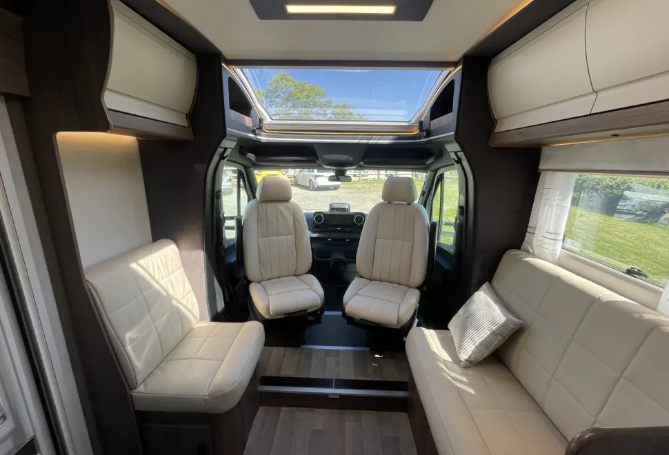 Coachman  Travel Master Sportivo 565 Auto (BN: 7817) 
