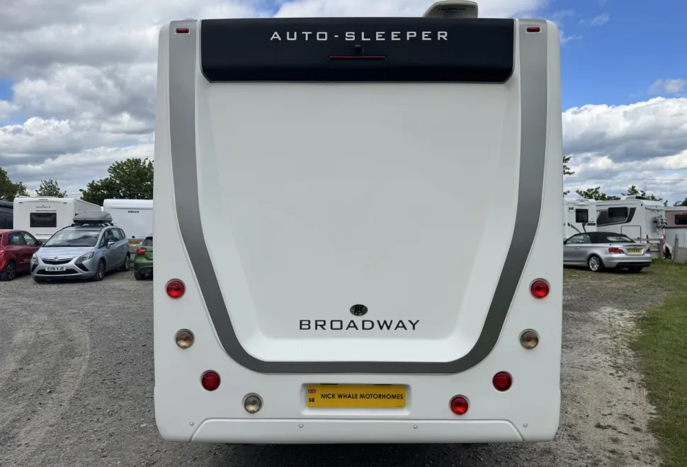 Auto-Sleepers  Broadway EB 2015