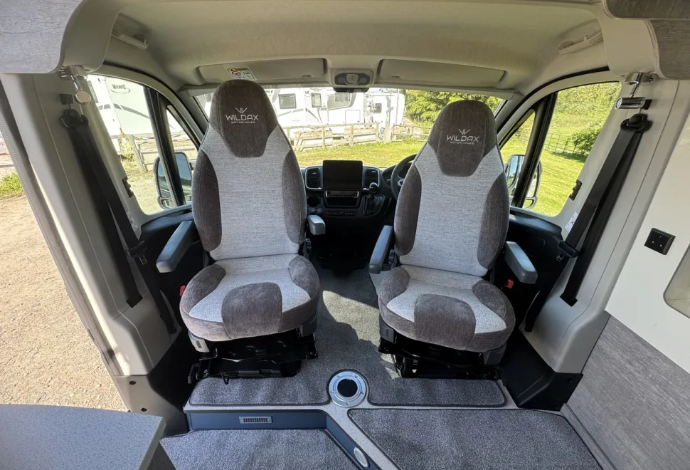WildAx  Aurora, Automatic (BN:26083) 