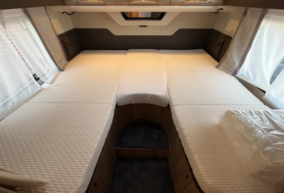 Knaus  Sky TI 700 Meg Platinum Selection 2025