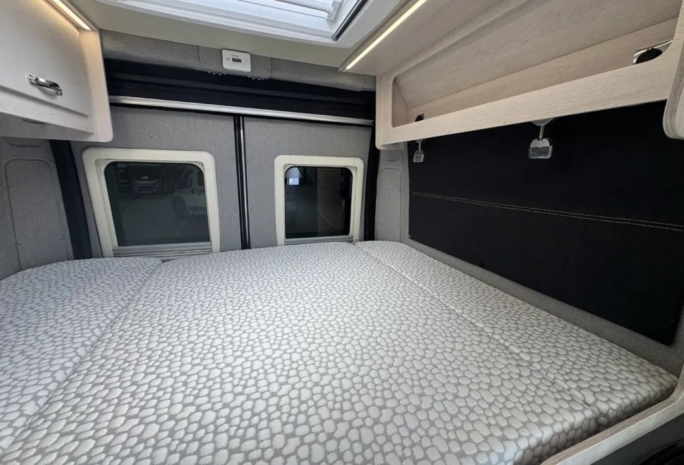 Auto-Sleepers  FG635 Active (BN: P-09795) 