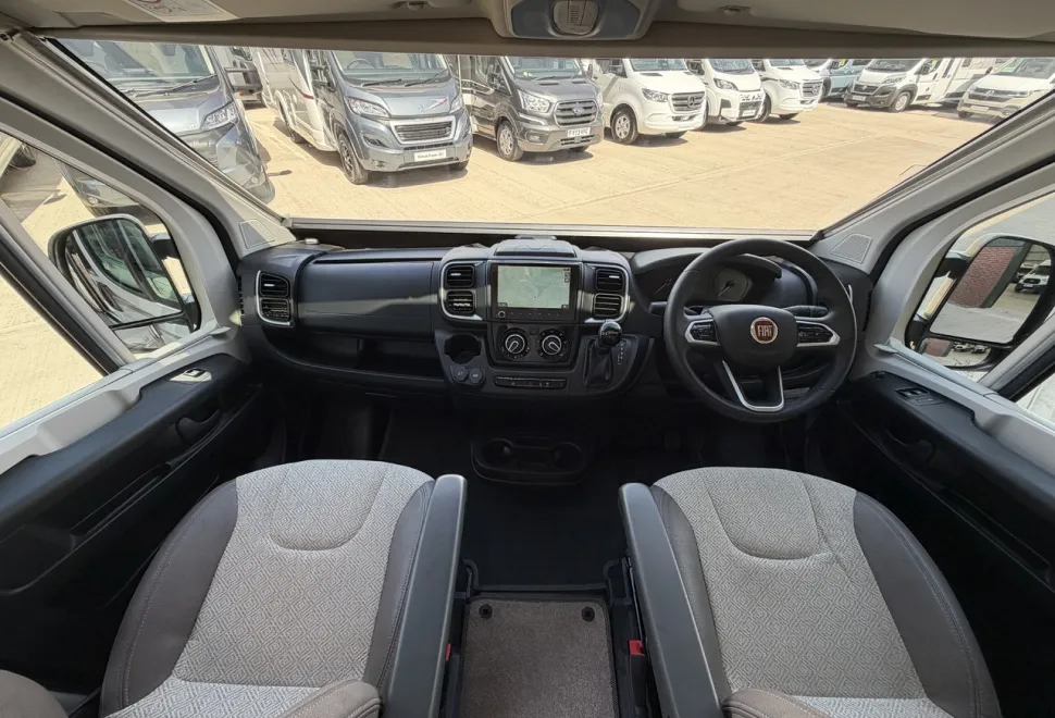 Autotrail  V-Line 635 Sport 2023