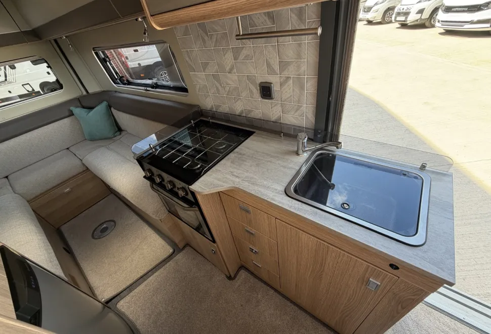 Autotrail  V-Line 635 Sport 2023