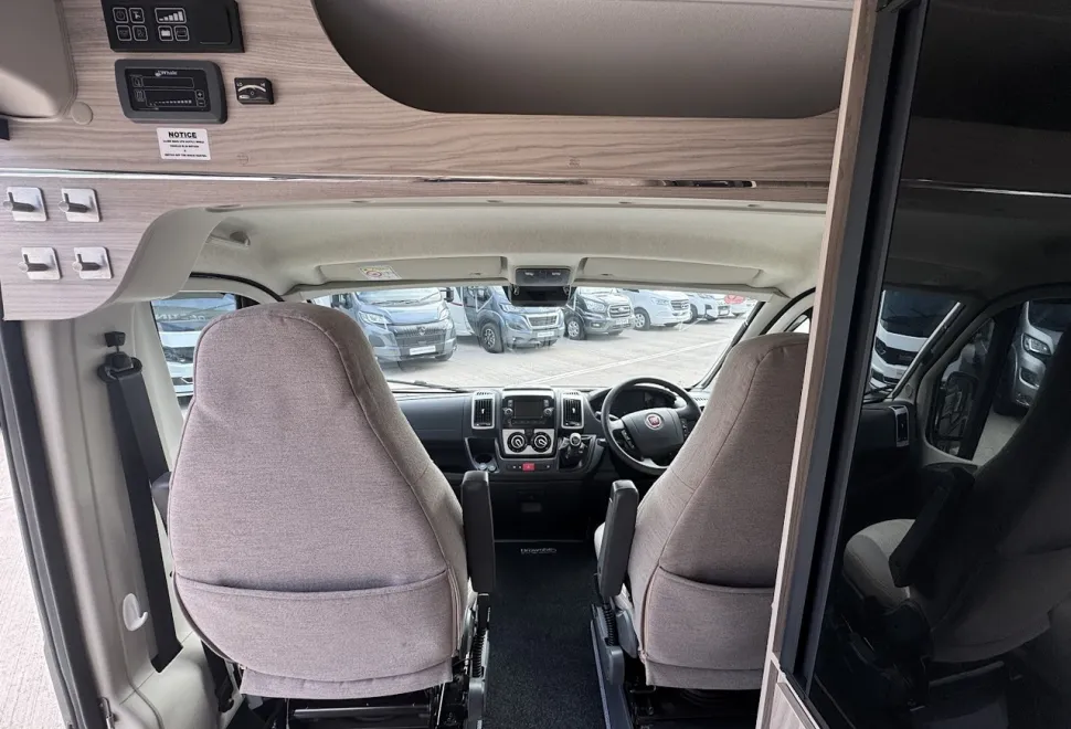 Elddis  Evolution CV20 2021
