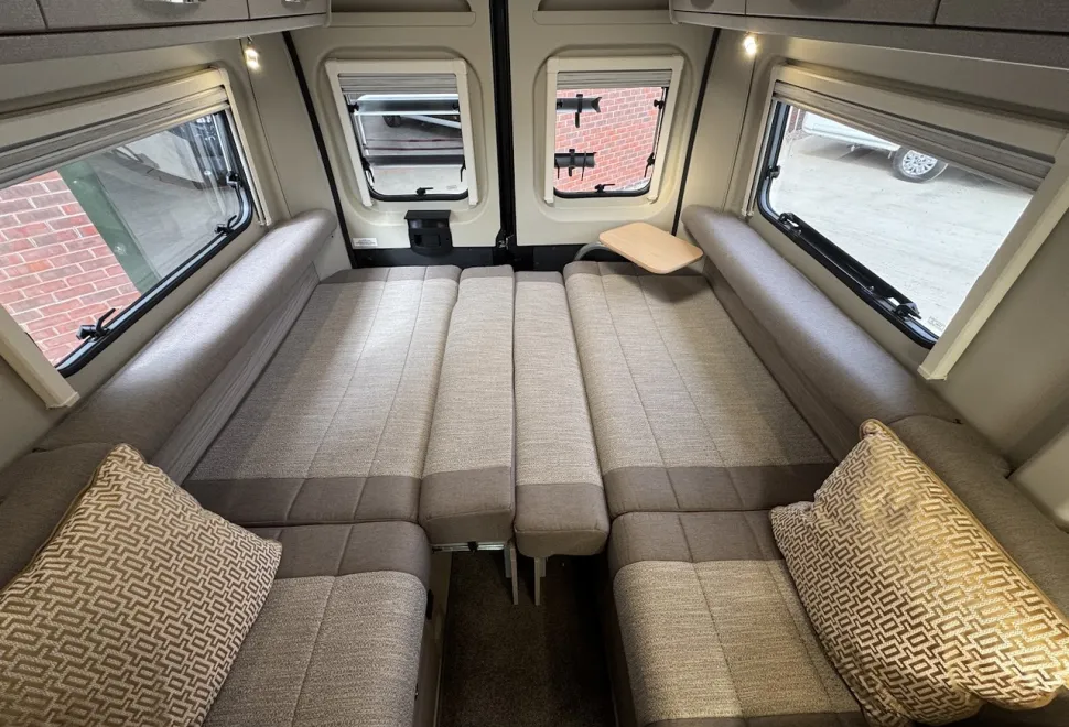 Elddis  Evolution CV20 2021