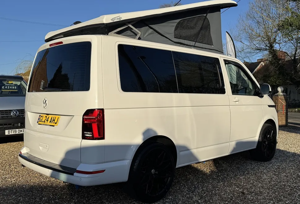 Volkswagen  Transporter 2024