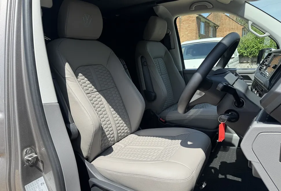 Volkswagen  Transporter 2024