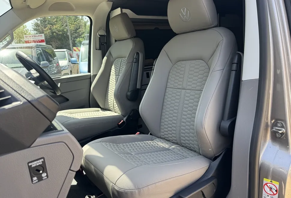 Volkswagen  Transporter 2024