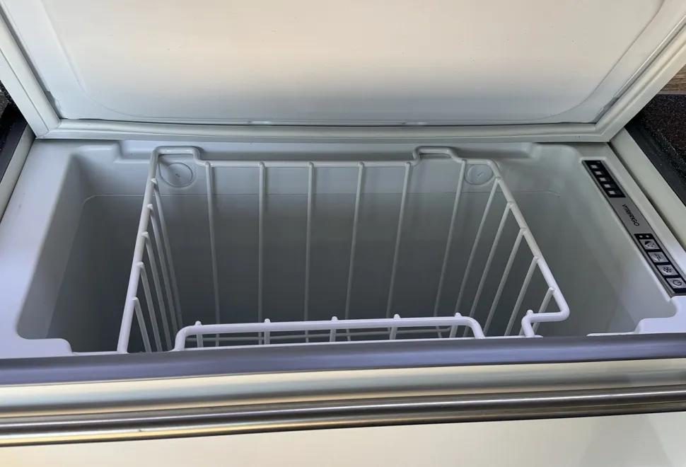 Volkswagen  Transporter 2024