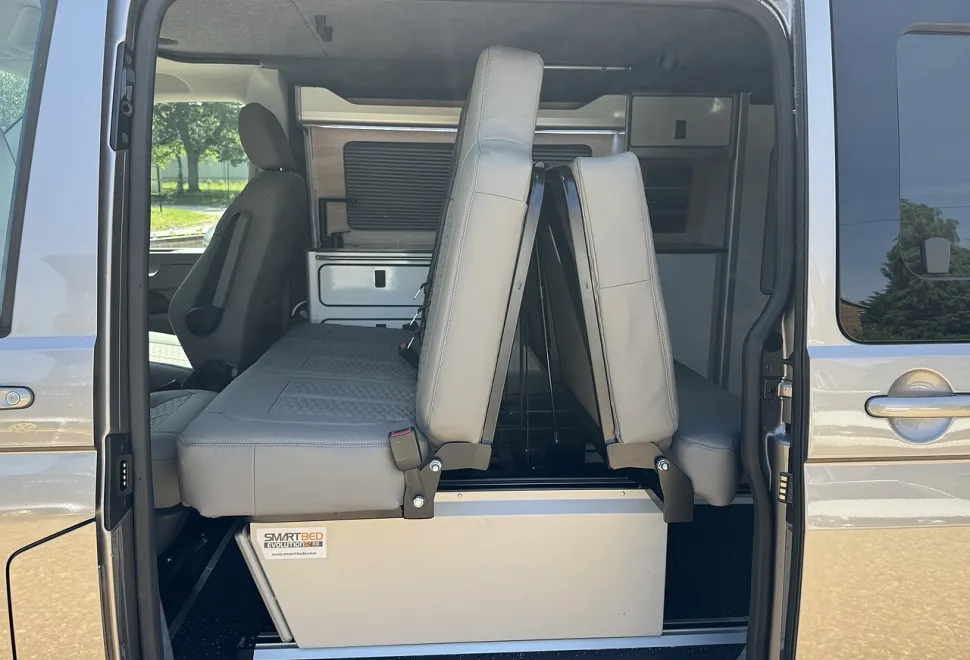 Volkswagen  Transporter 2024