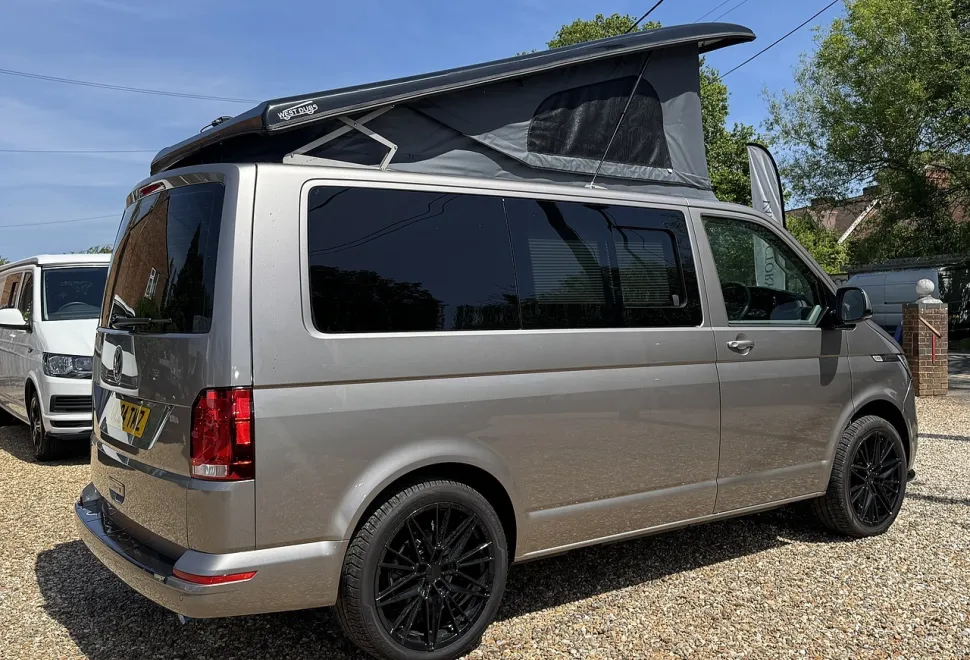 Volkswagen  Transporter 2024