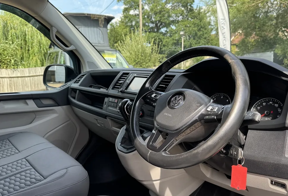 Volkswagen  Transporter 2019