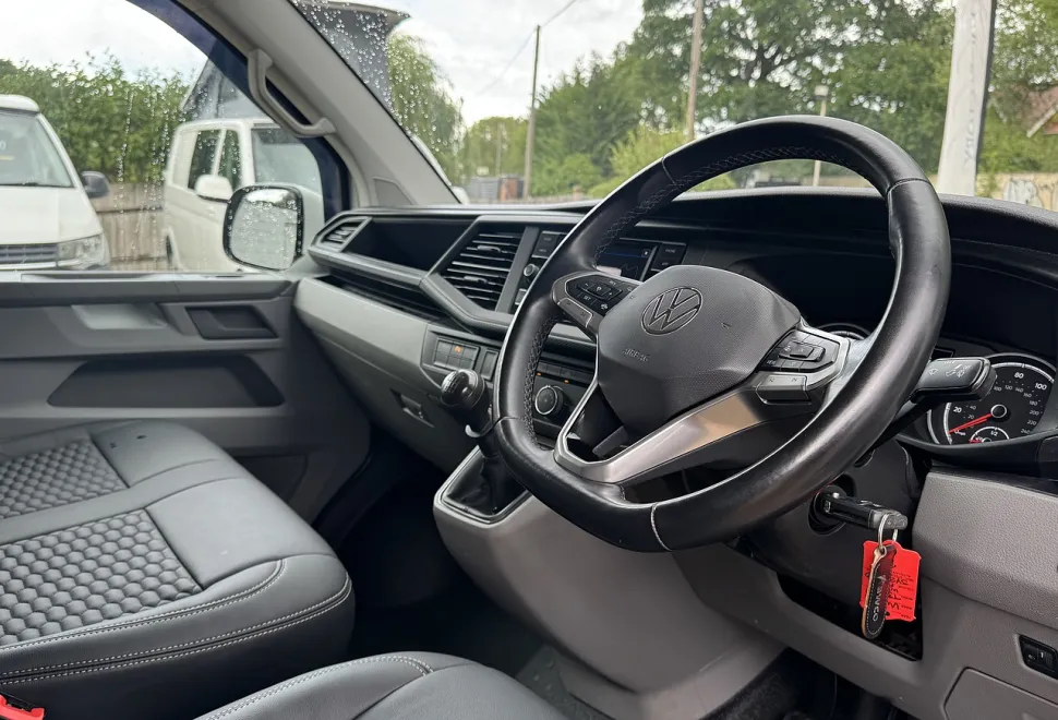 Volkswagen  Transporter 2021