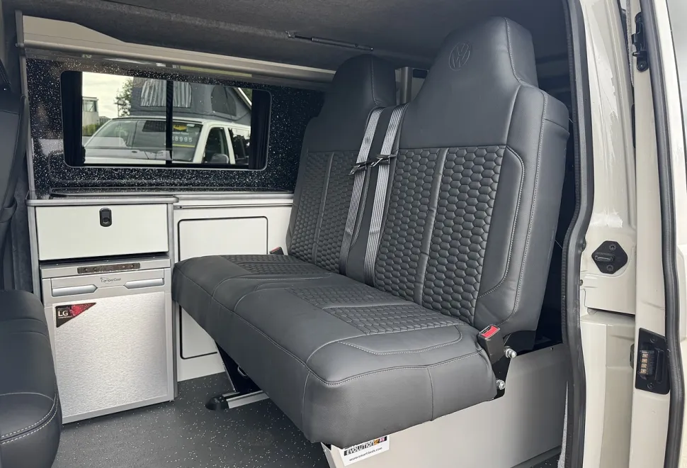 Volkswagen  Transporter 2021