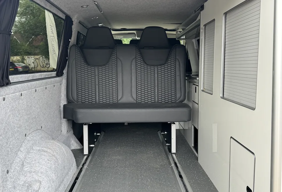 Volkswagen  Transporter 2021