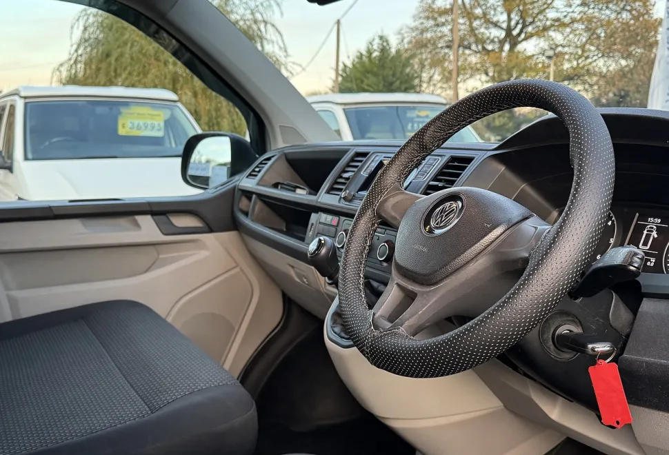 Volkswagen  Transporter 2019