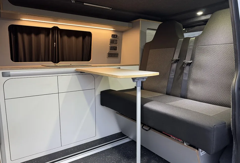 Volkswagen  Transporter 2019