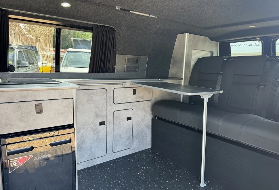 Volkswagen  Transporter 2020