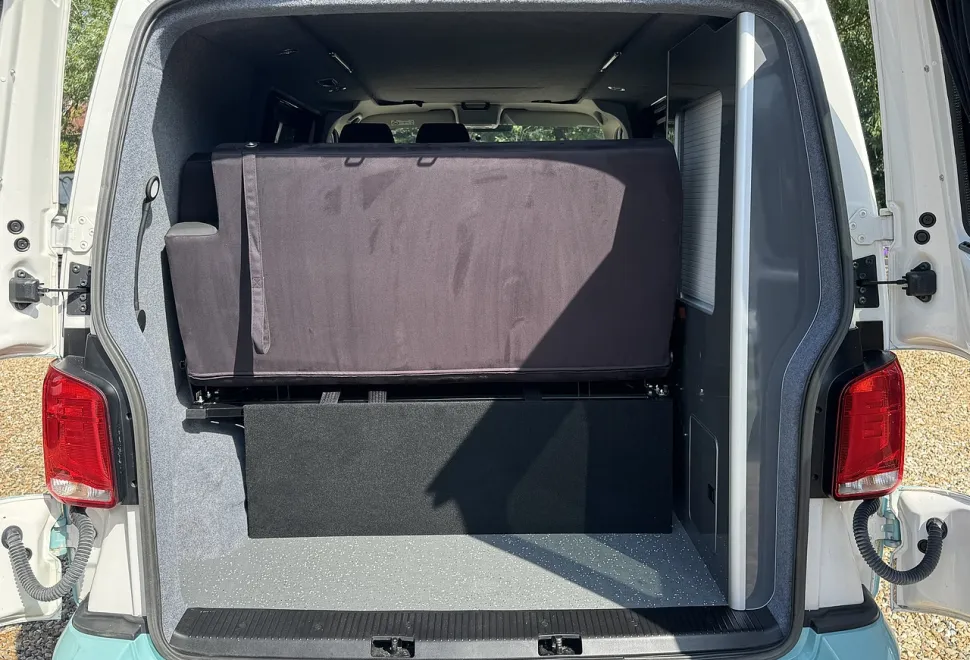 Volkswagen  Transporter 2021