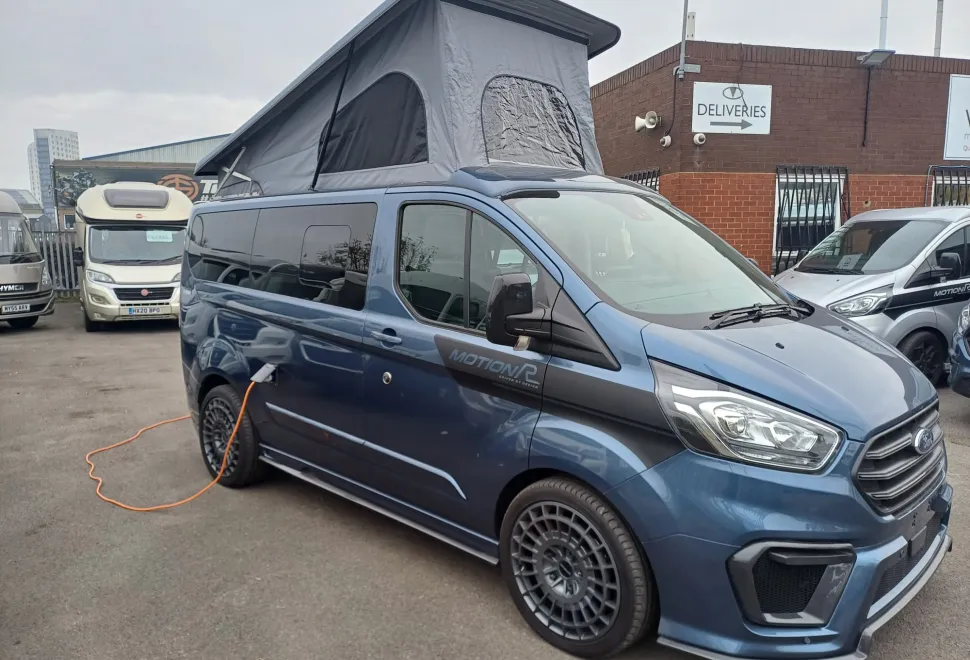 Vantage Transit Custom Motion R 