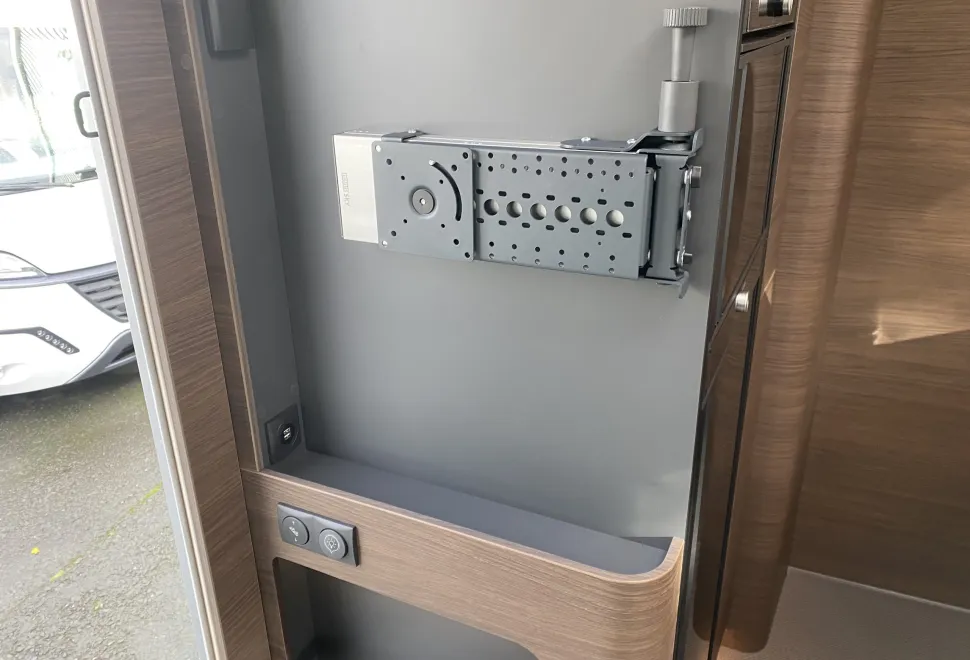 Adria Supersonic 780 SL  