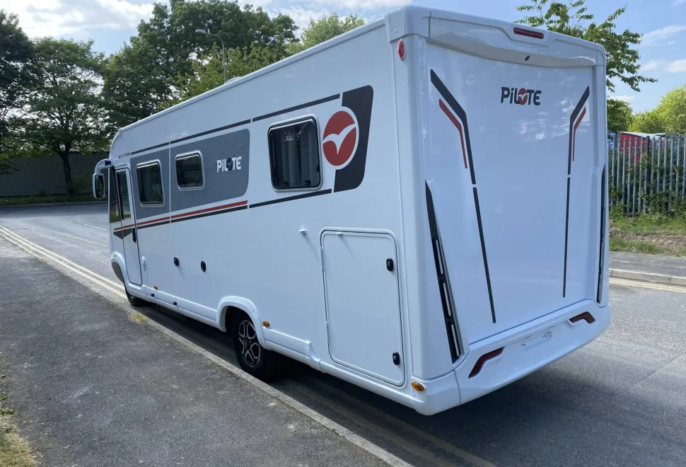 Pilote Evidence G740 FC 