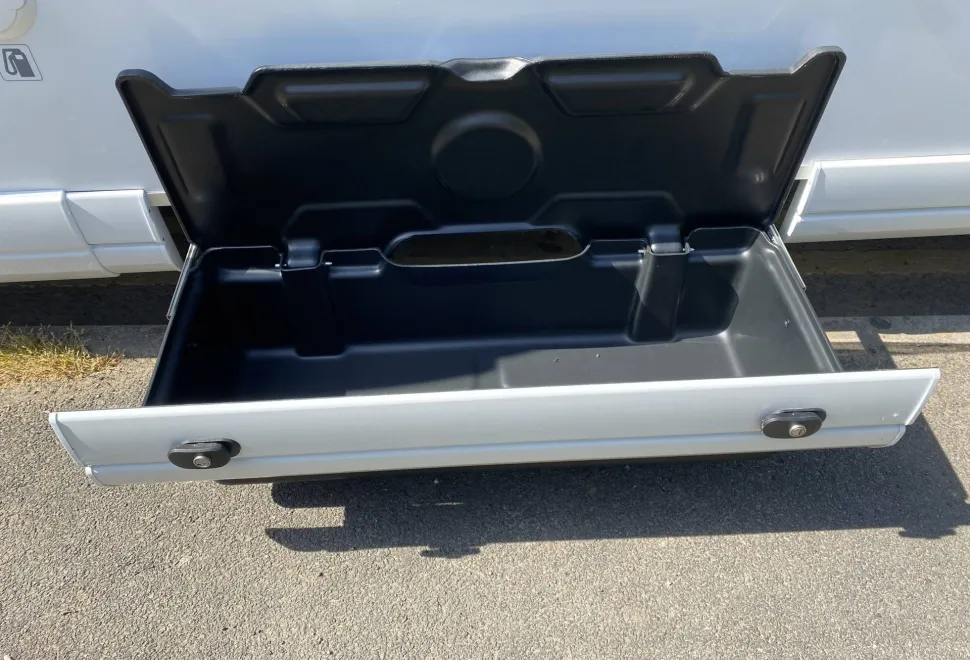 Pilote Evidence G740 FGJ 