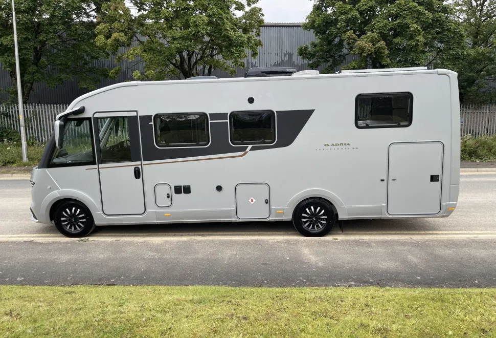 Adria Supersonic 780 SL 