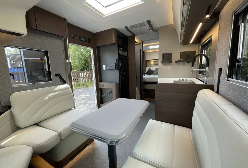 Adria Supersonic 780 DC 