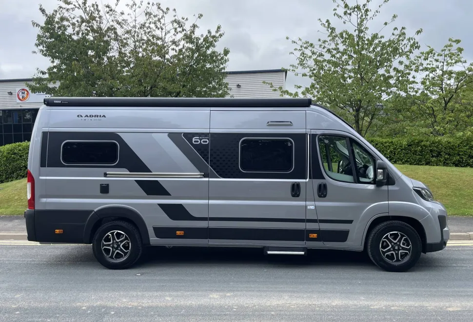 Adria Twin 640 SGX 60Y Selection  